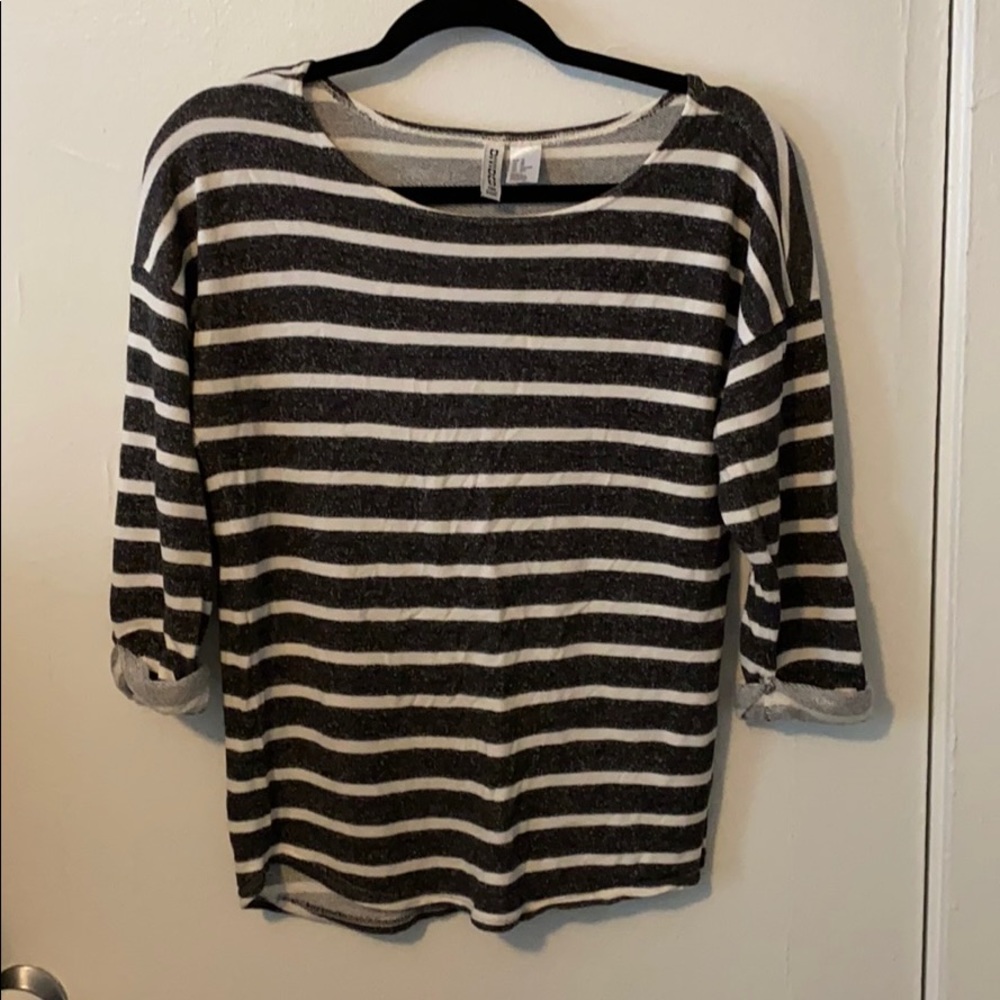 H&M grey and white striped 3/4 sleeves top